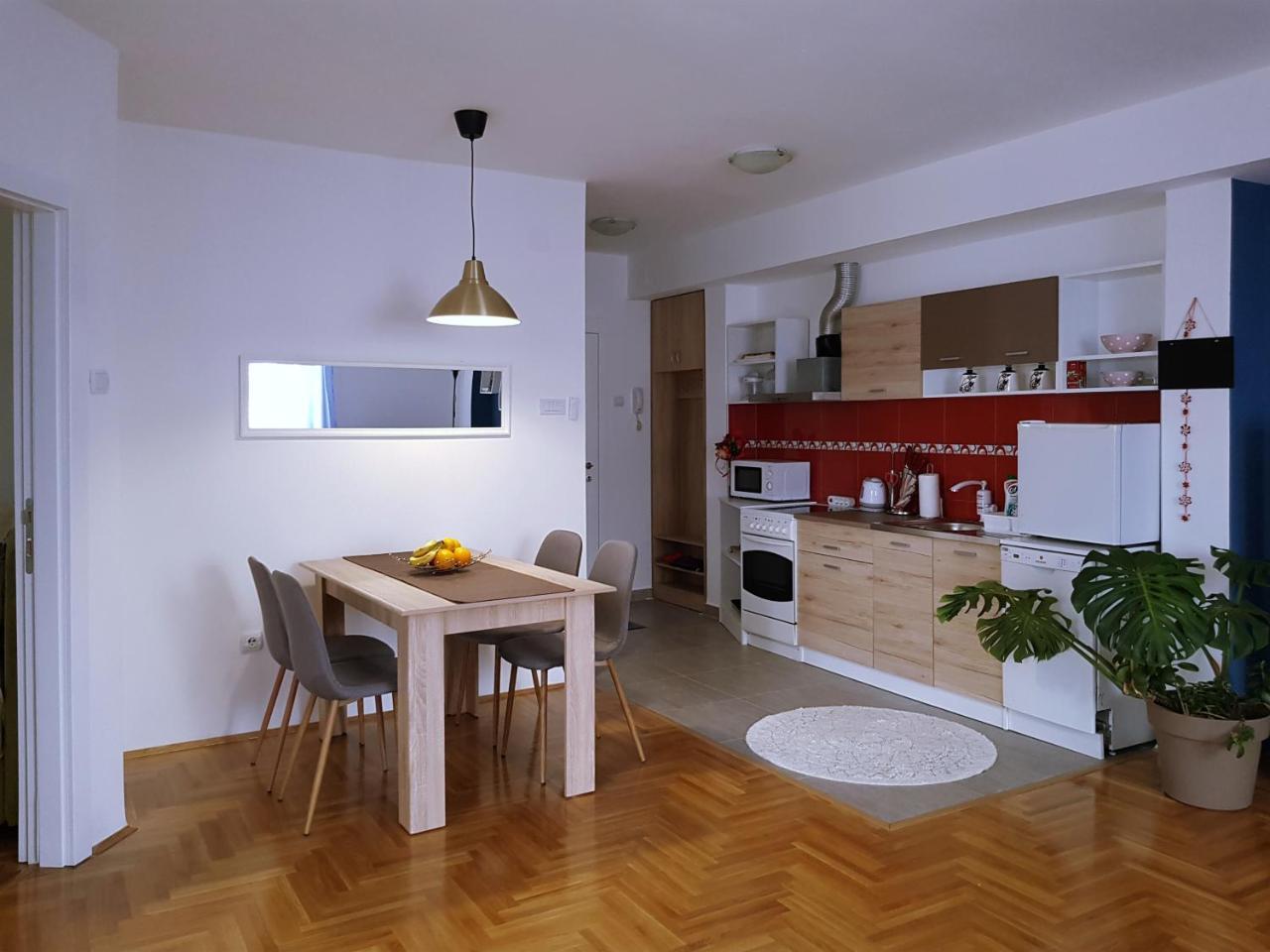 Appartamento Konstantin Lux Subotica Esterno foto
